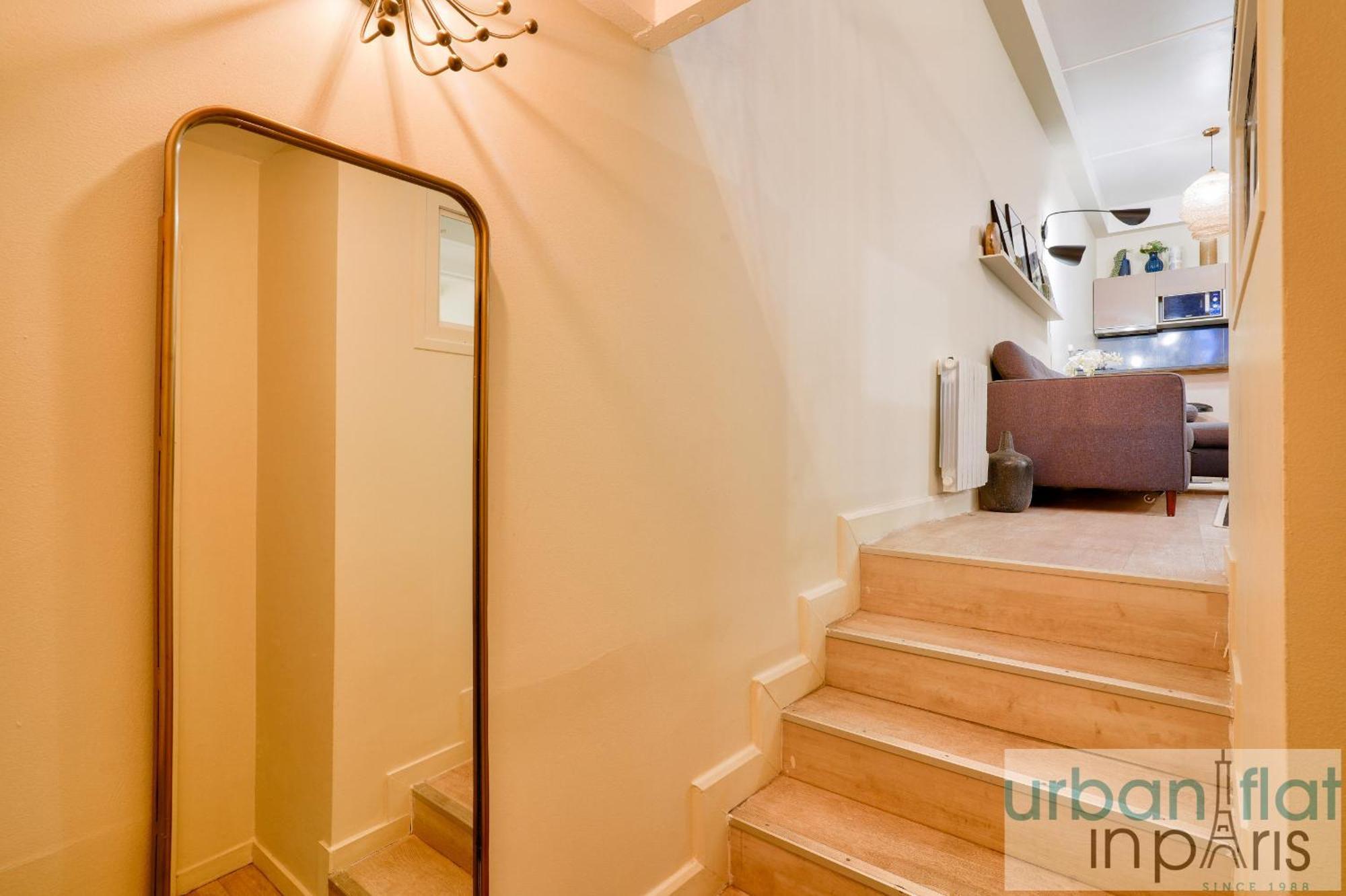 33 - Flat Av Des Champs-Elysees パリ エクステリア 写真